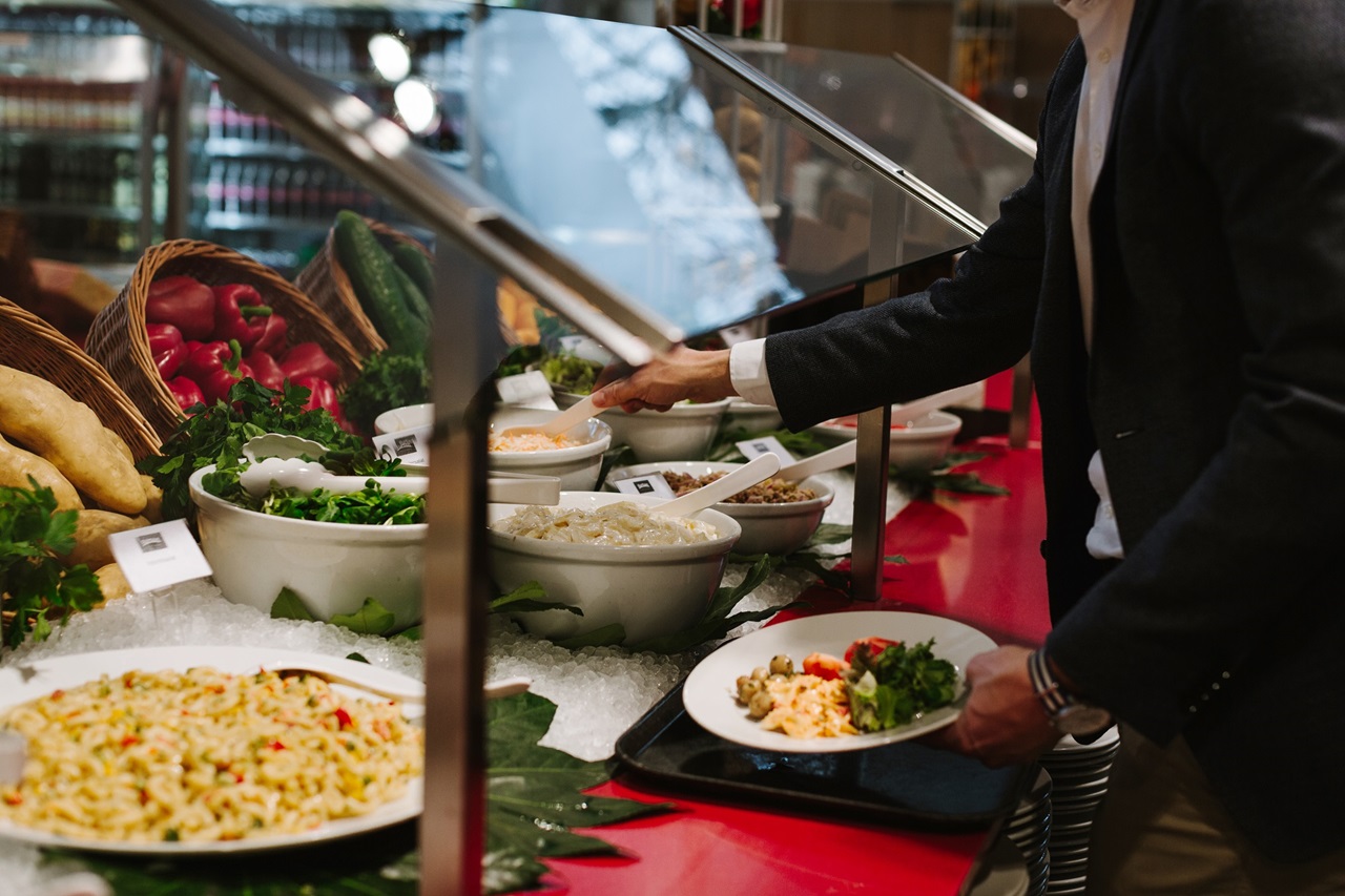 The balanced buffet at the Tapis Rouge