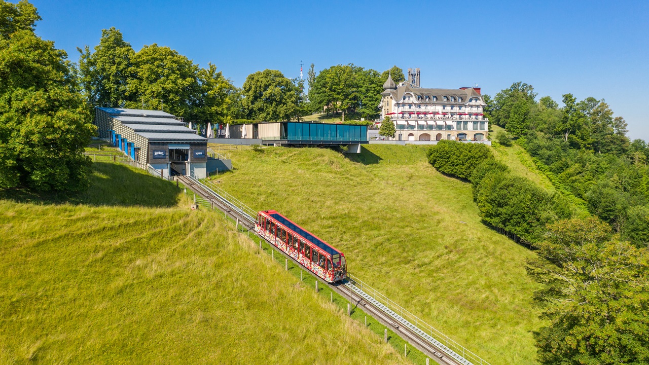 Gurten-Kulm, Pavilion and Gurten funicular seen from a drone