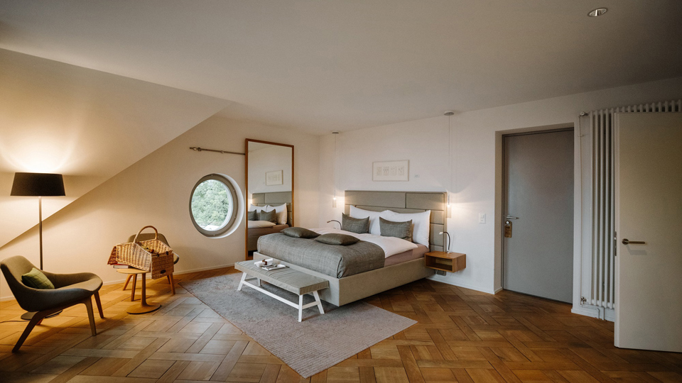 La chambre d'hôtel dans le bâtiment Kulm.
