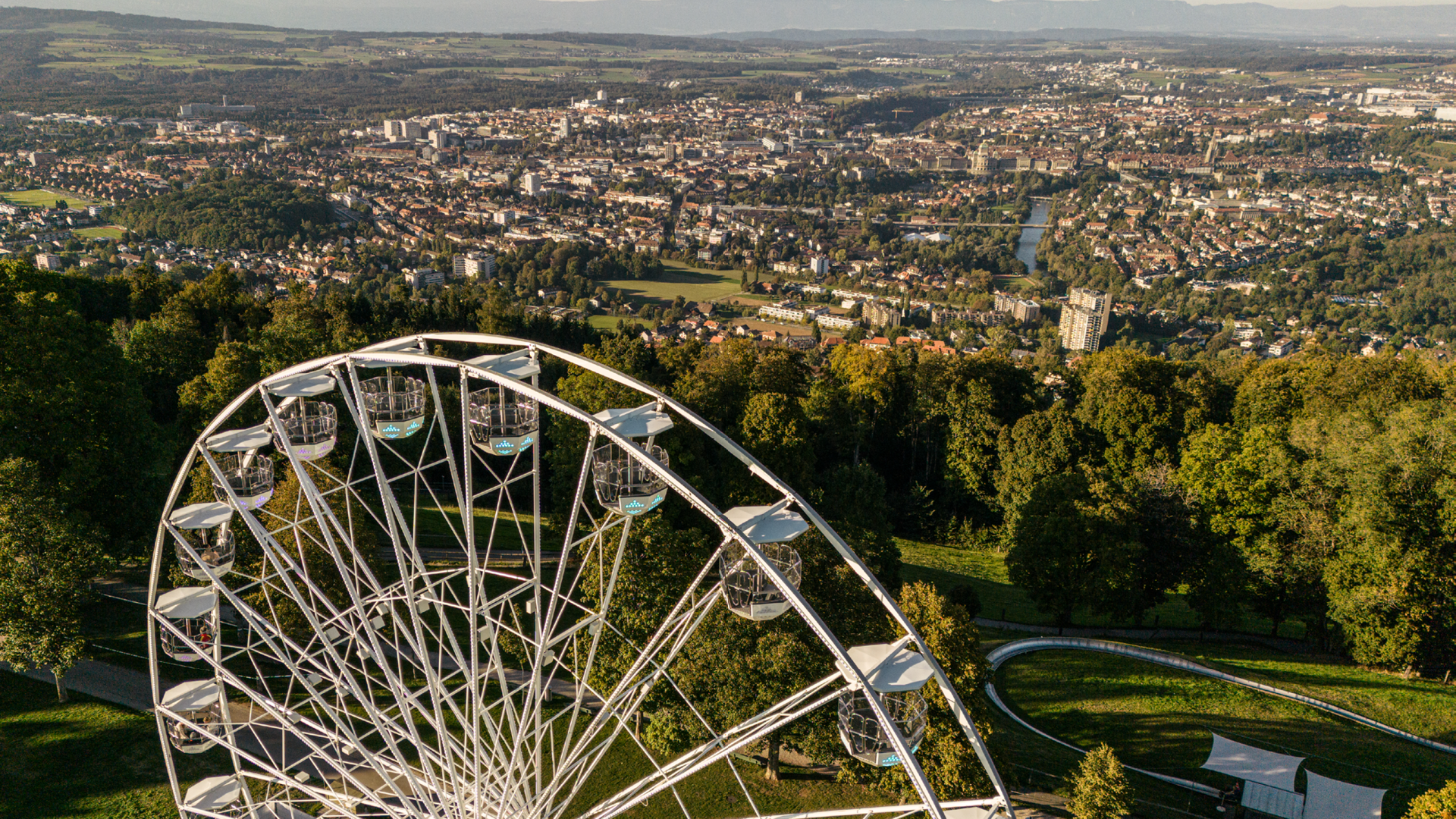 Riesenrad mit Aussicht Stadt Bern